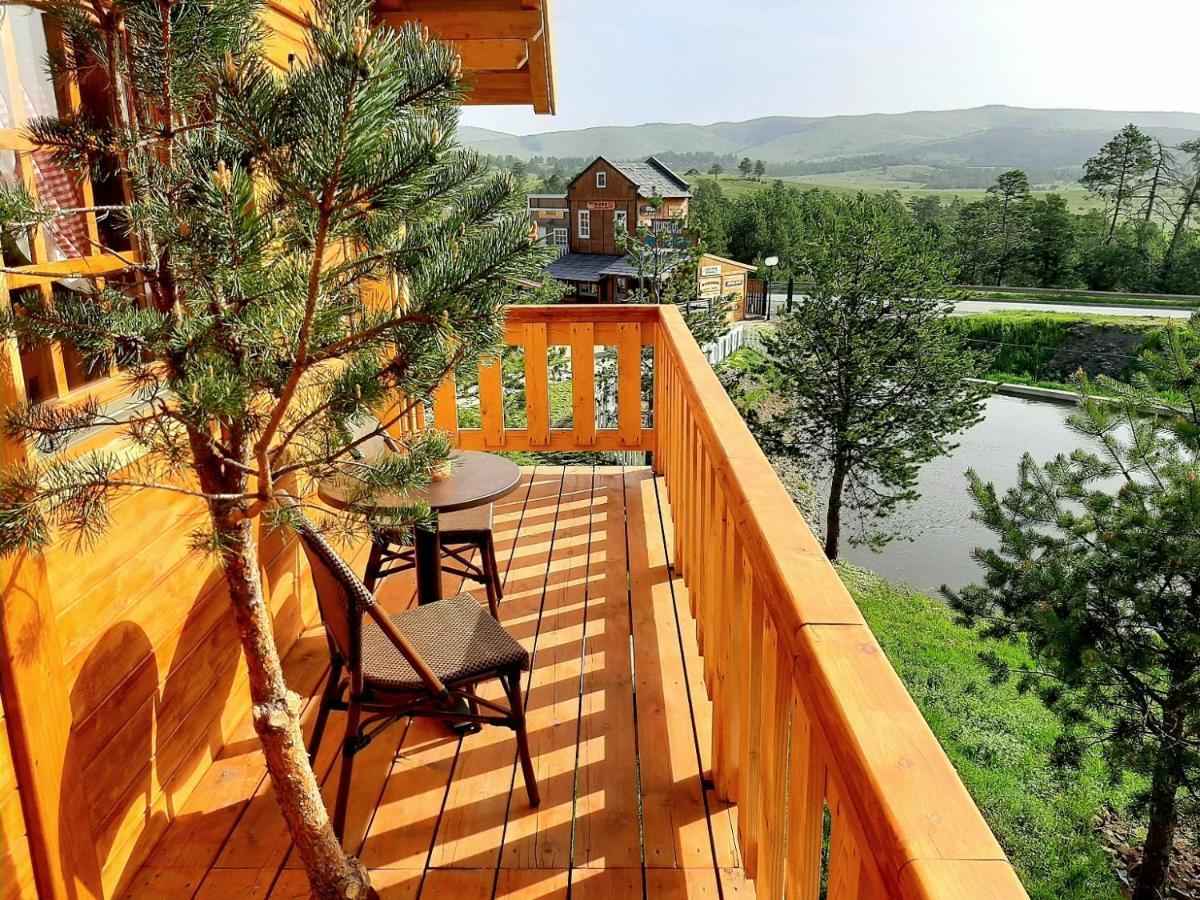 El Paso City, Zlatibor - Unique Wooden Cottages, Treehouse, Wild West Rooms, Accommodation 1-6 People Esterno foto