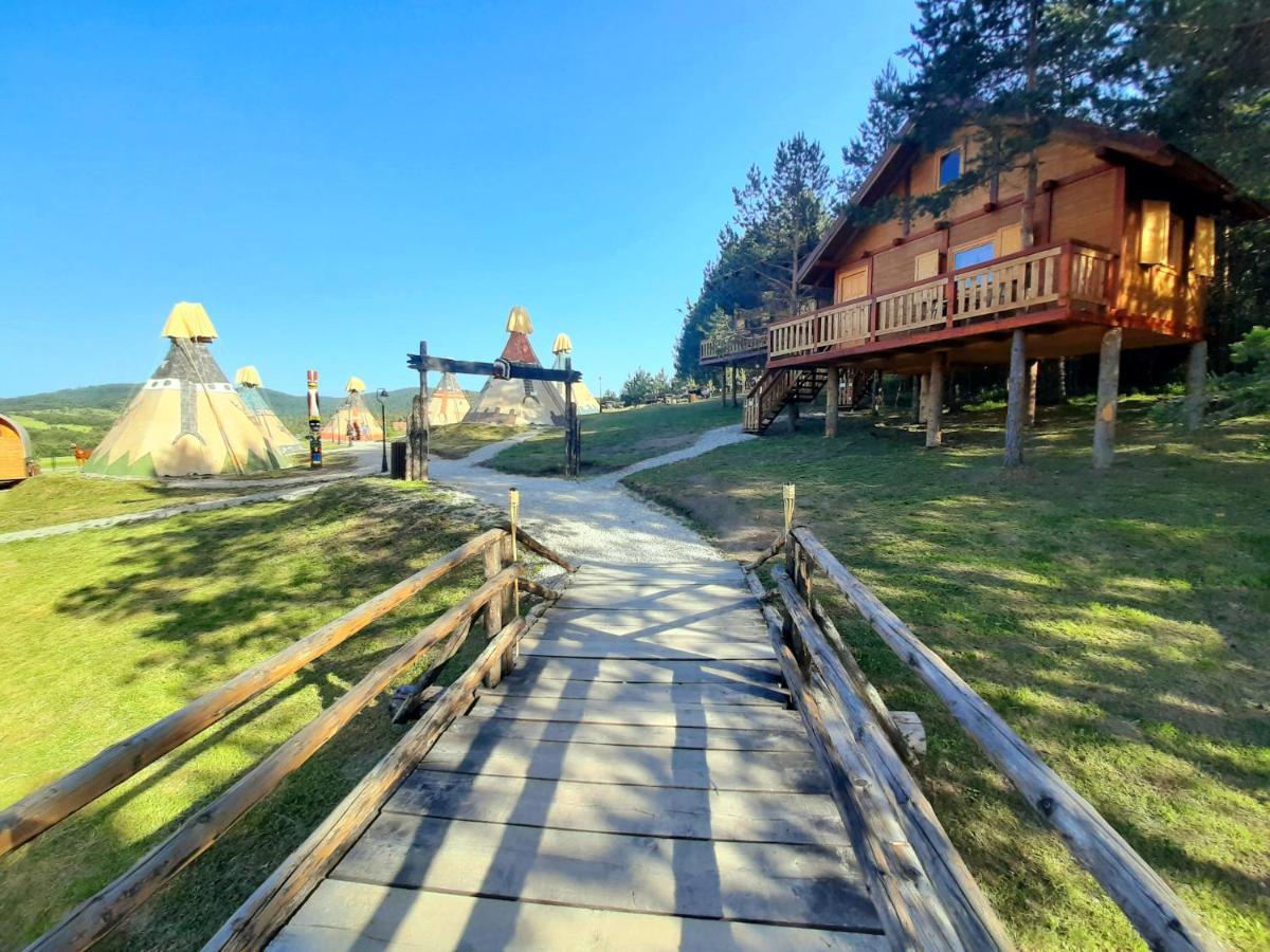 El Paso City, Zlatibor - Unique Wooden Cottages, Treehouse, Wild West Rooms, Accommodation 1-6 People Esterno foto