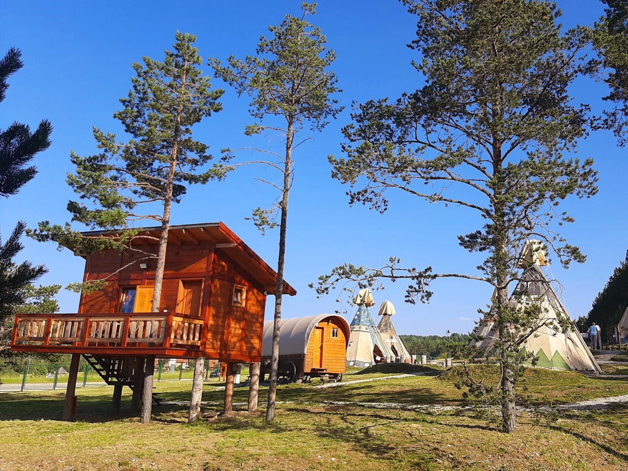 El Paso City, Zlatibor - Unique Wooden Cottages, Treehouse, Wild West Rooms, Accommodation 1-6 People Esterno foto