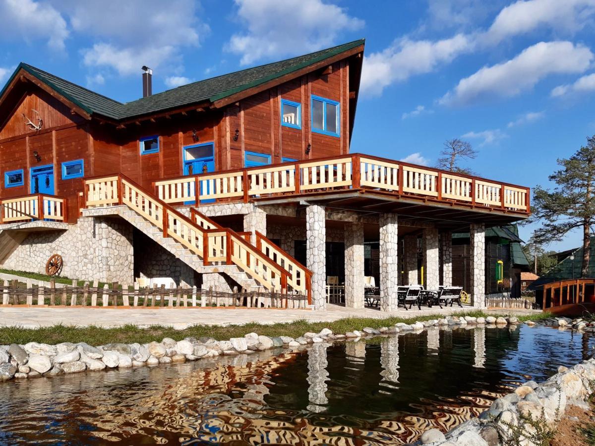 El Paso City, Zlatibor - Unique Wooden Cottages, Treehouse, Wild West Rooms, Accommodation 1-6 People Esterno foto